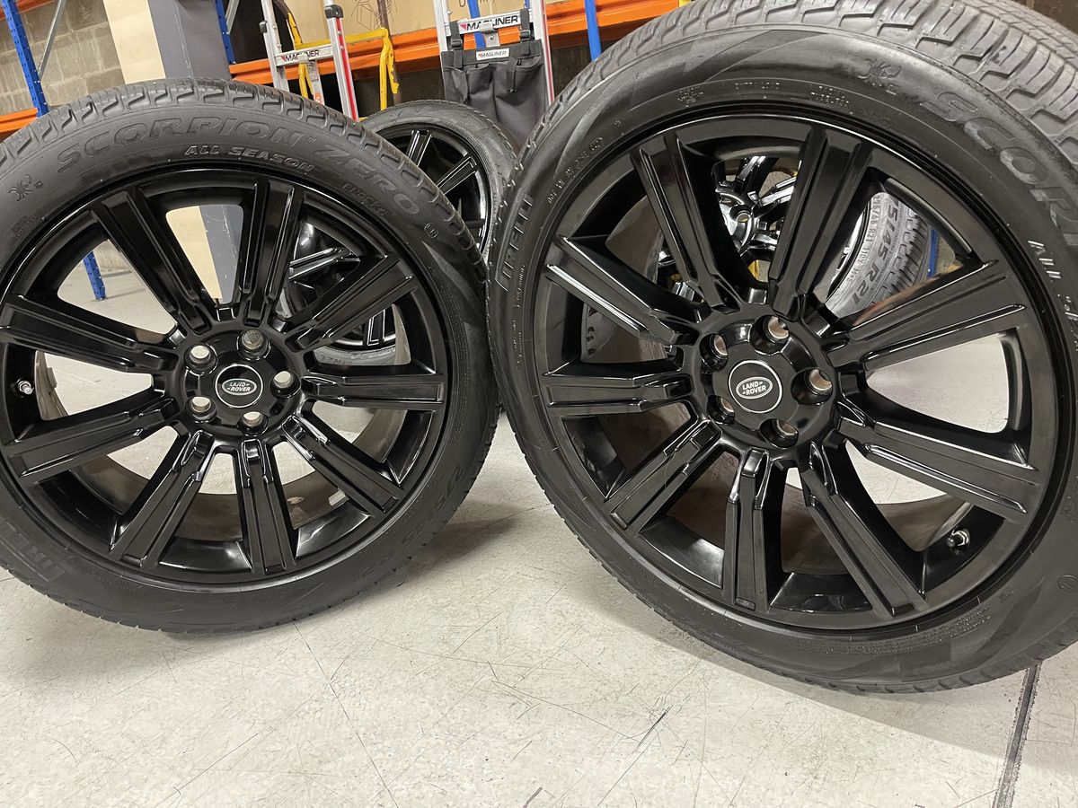 Range Rover Sport Vogue Discovery L405 R21 Originale Pirelli2024 3