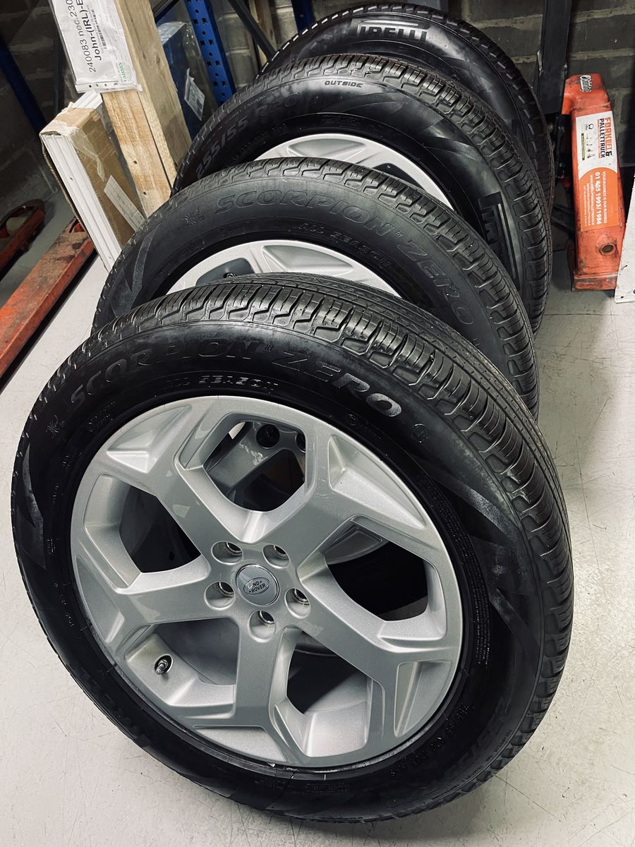 Originale Range Rover Sport/Vogue R20 Pirelli dot2022I 2