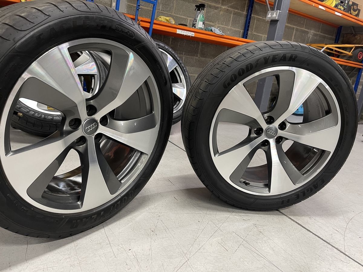 Originale Audi Q7 Q8 SQ7 SQ8 R21 Goodyear 2021 70% 4
