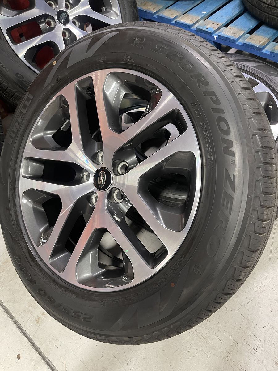 Land Rover Defender R20 L663 Originale Pirelli dot45/2023 Noua 2