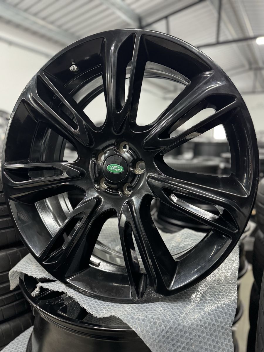 Originale Range Rover Velar R22 L560 2