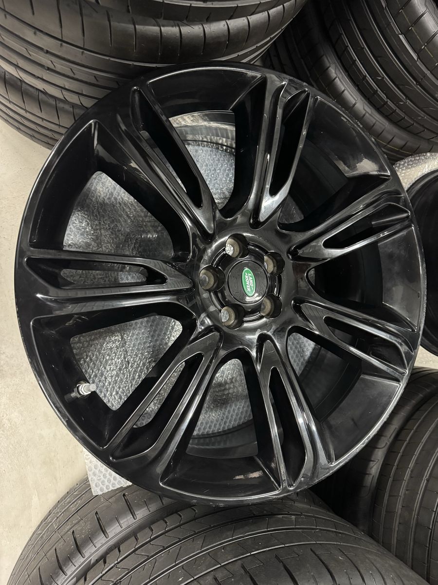 Originale Range Rover Velar R22 L560 4