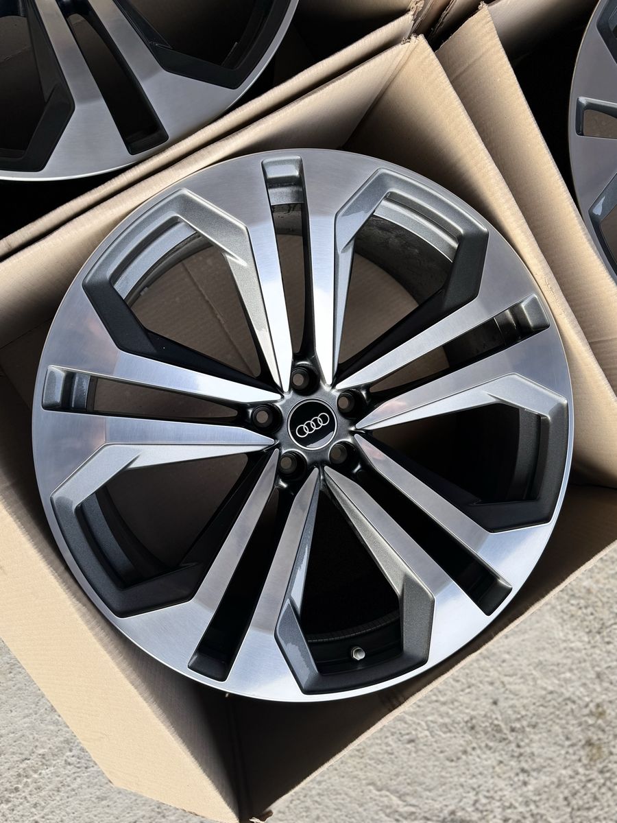 Audi Q8 SQ8 R22 RS Originale Noua Fara anvelope 4
