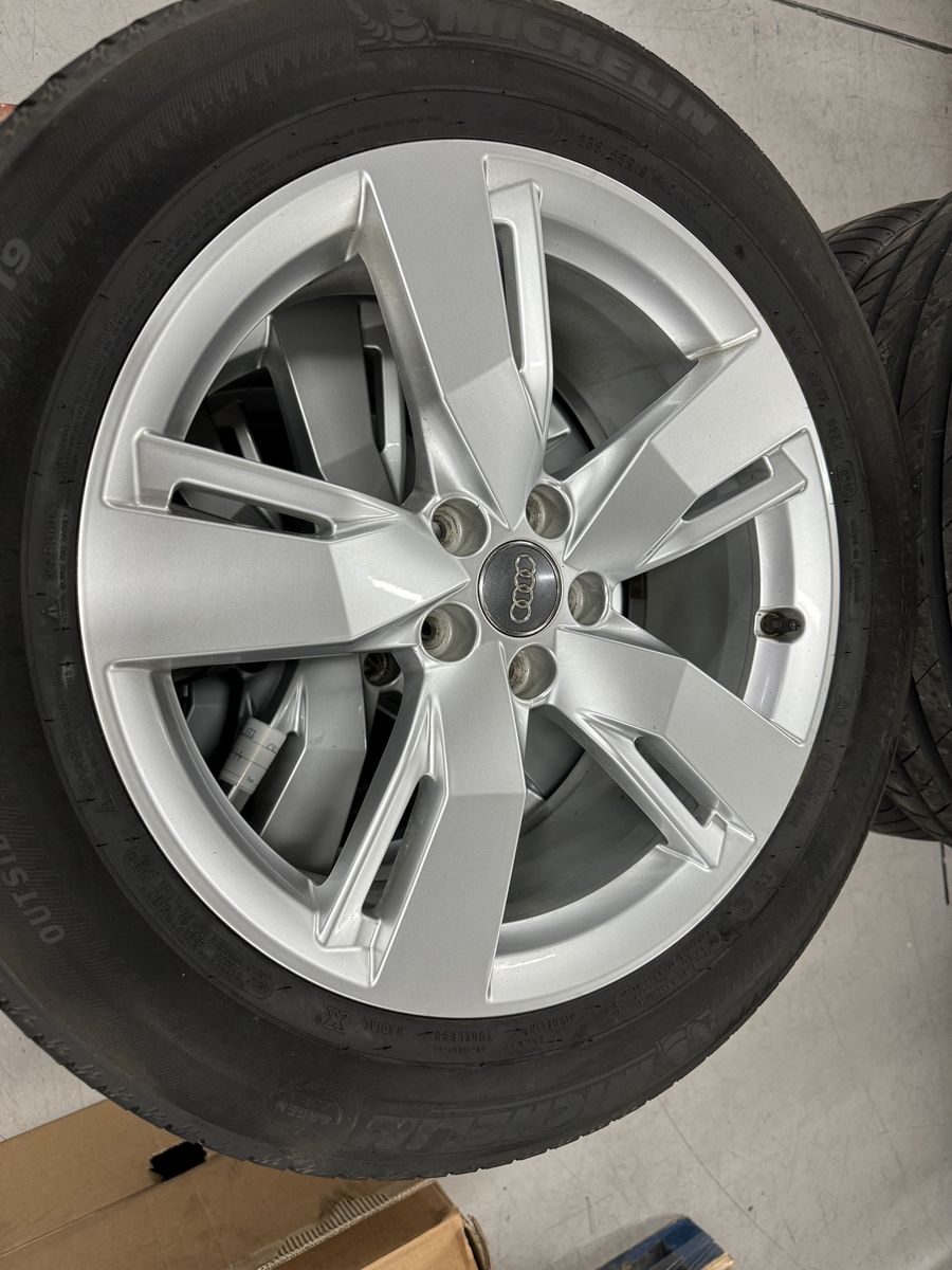 Audi Q5 R19 S-line SQ5 FY Michelin 60% 2021 de vara 3