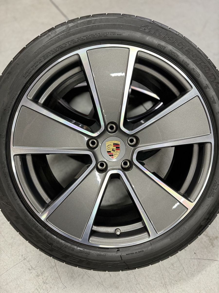 Porsche Cayenne R21 9Y0 E3 Originale Bridgestone de vara 2