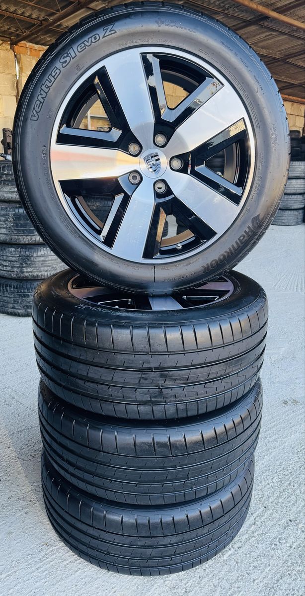 Porsche Cayenne Coupe S R20 Originale 2024 Hankook vara 2024 95% 4