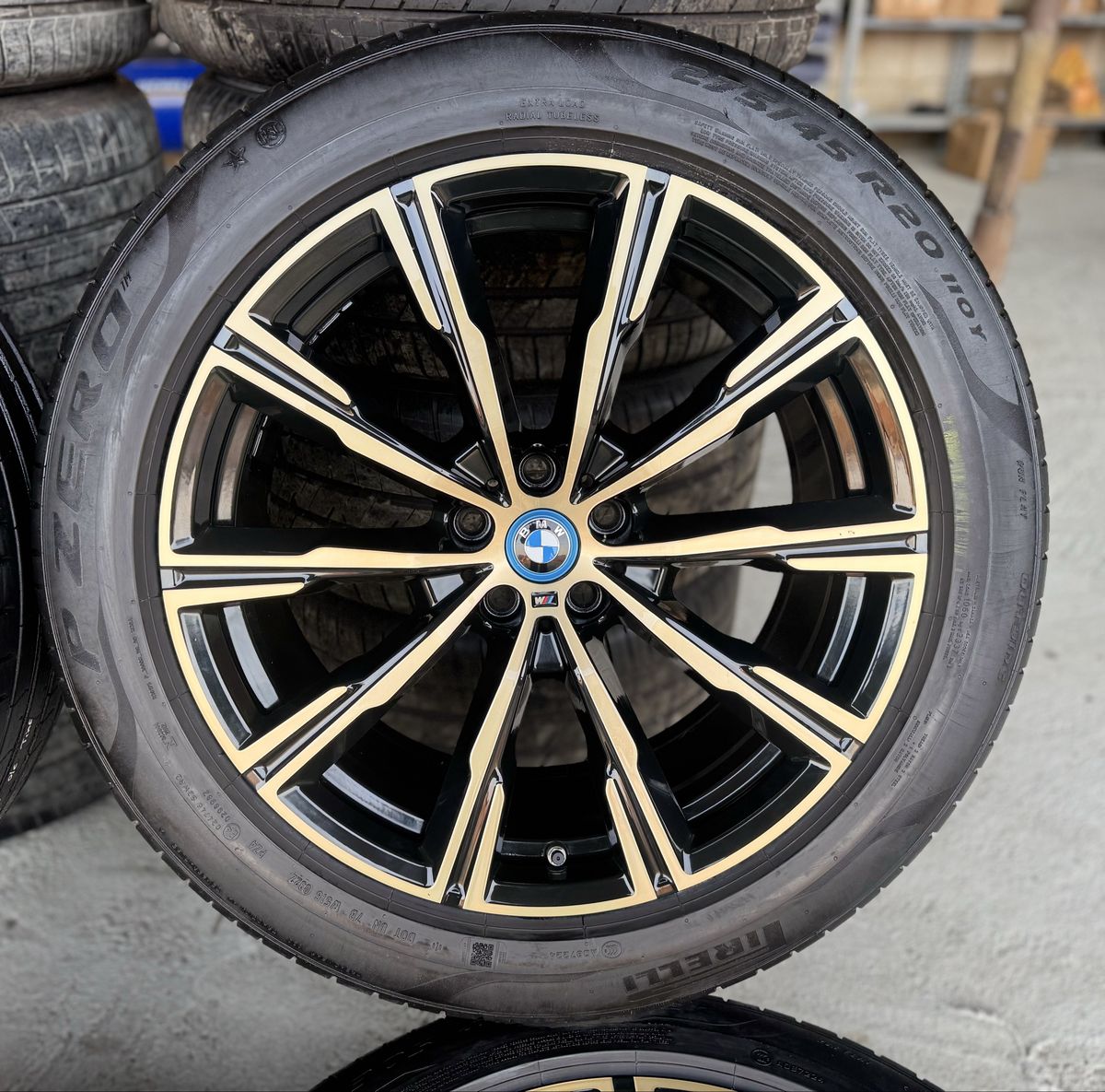 Bmw X5 X6 R20 G05 G06 Originale 740M Gold Black Pirelli vara80% 3