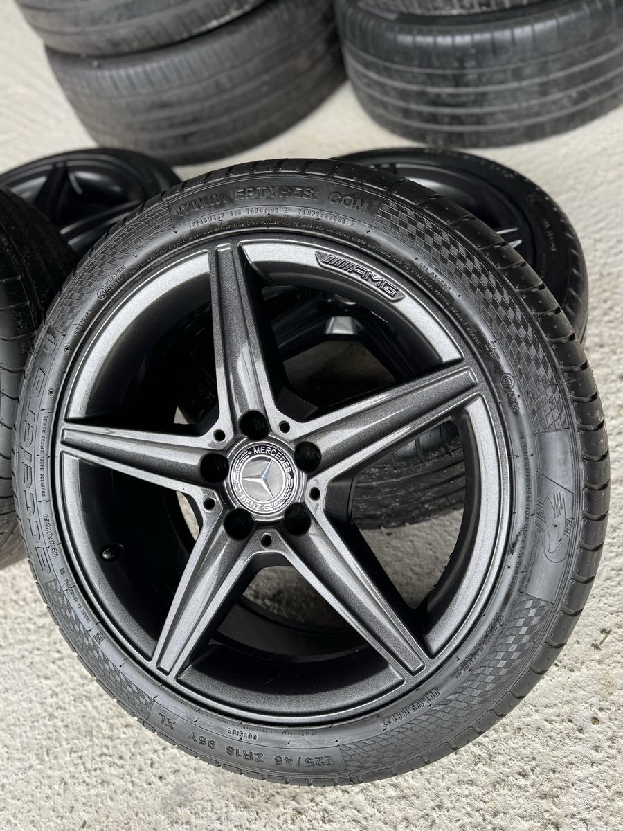 Mercedes C Class R18 Amg Originale Anvelope de vara 4