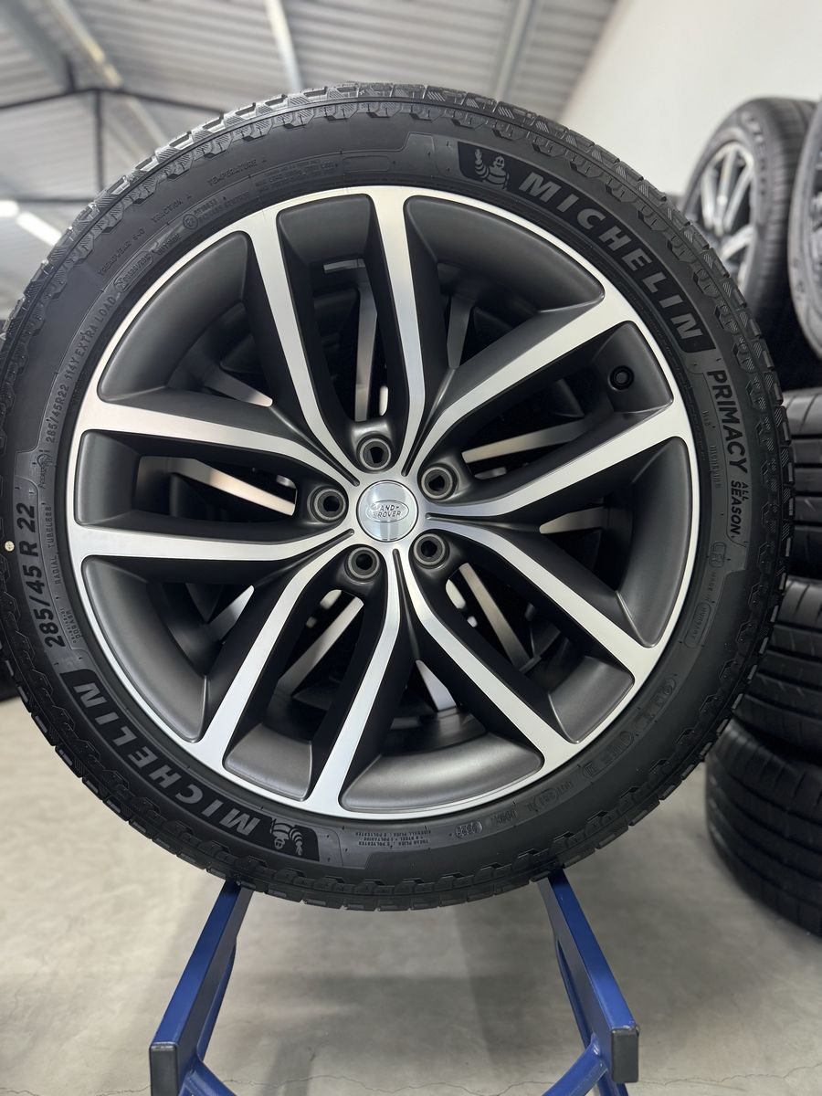 Range Rover R22 Land Rover Sport Vogue Originale L460 Style5127 Pirelli dot 2026