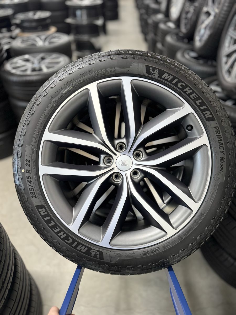 Range Rover R22 Land Rover Sport Vogue Originale L460 Style5127 Pirelli dot 2026 2