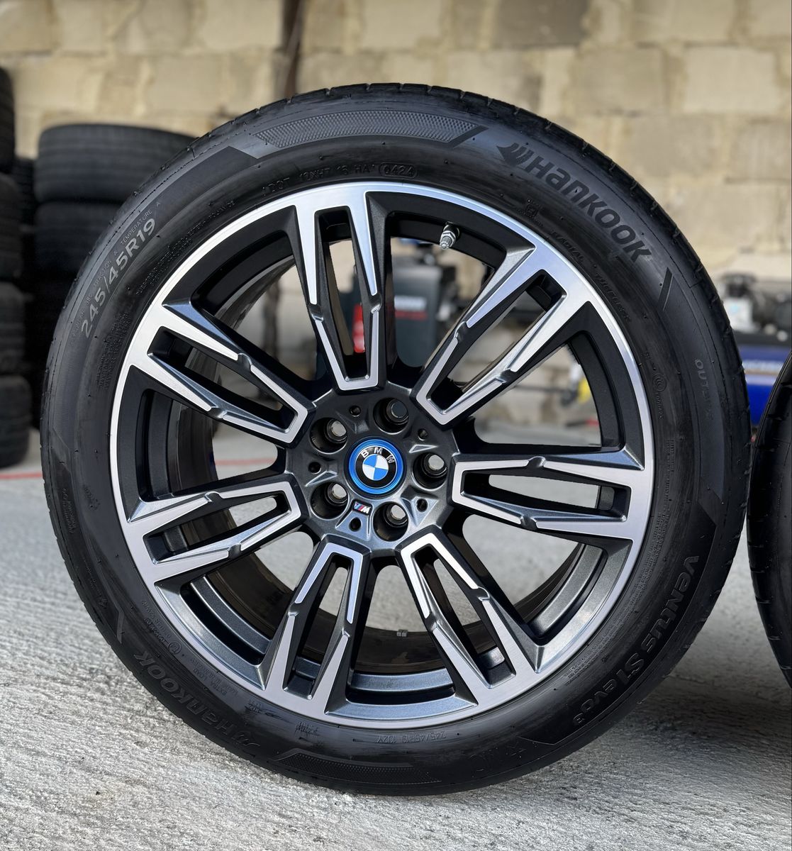 Bmw G60 R19 Seria 5 i5 Originale 935M Hankook de vara 90% 2024 4