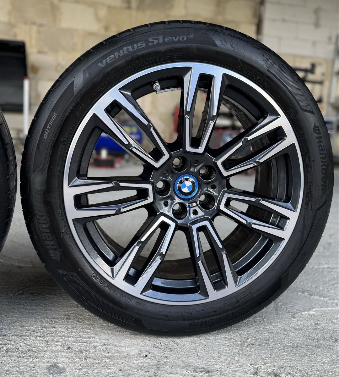 Bmw G60 R19 Seria 5 i5 Originale 935M Hankook de vara 90% 2024 5