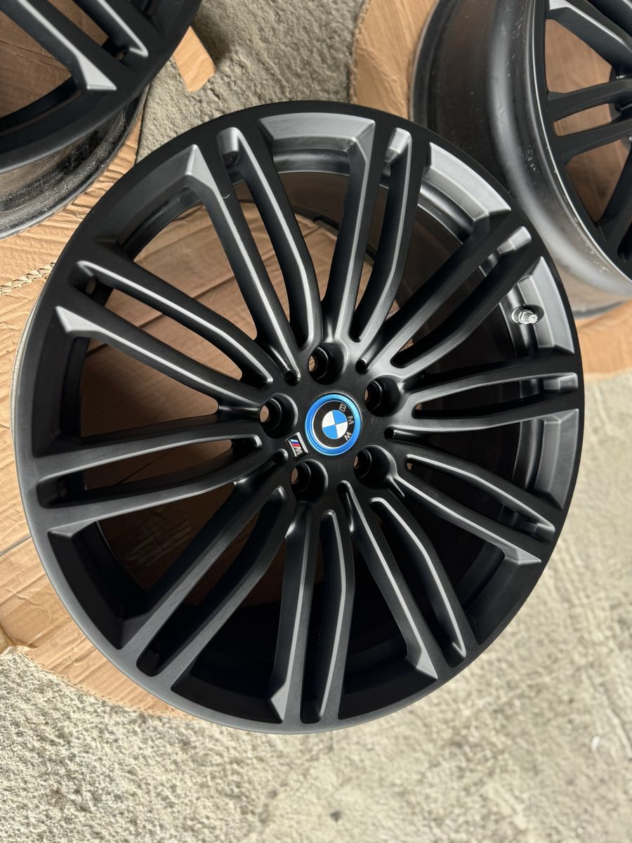 Bmw G30 R19 Seria 5 G31 Originale 664M Negru Mat 4