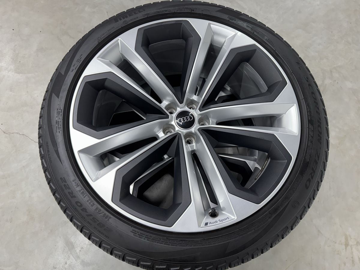 Audi Q8 SQ8 R22 Originale Audi Sport Pirelli All Season 2024 90% 2