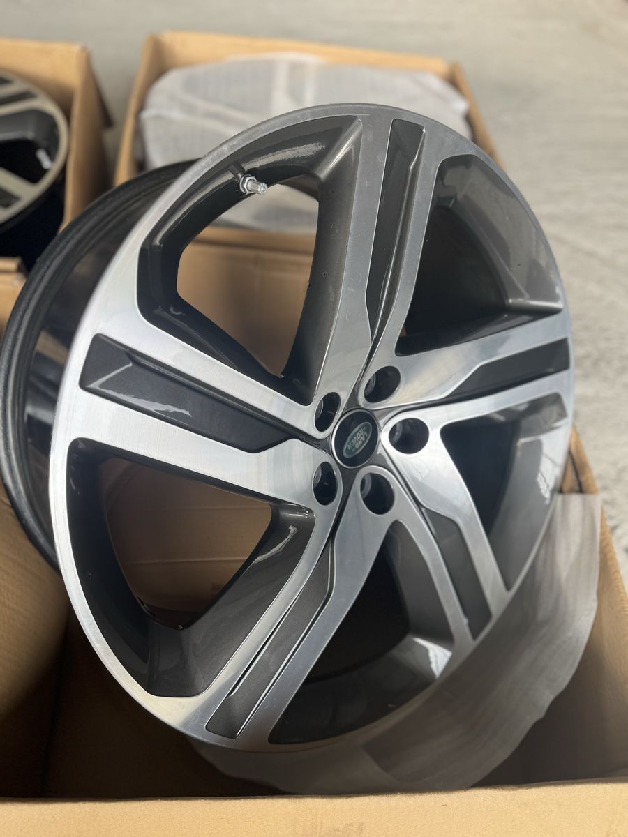 Land Range Rover Discovery 5 R22 Originale L462 4