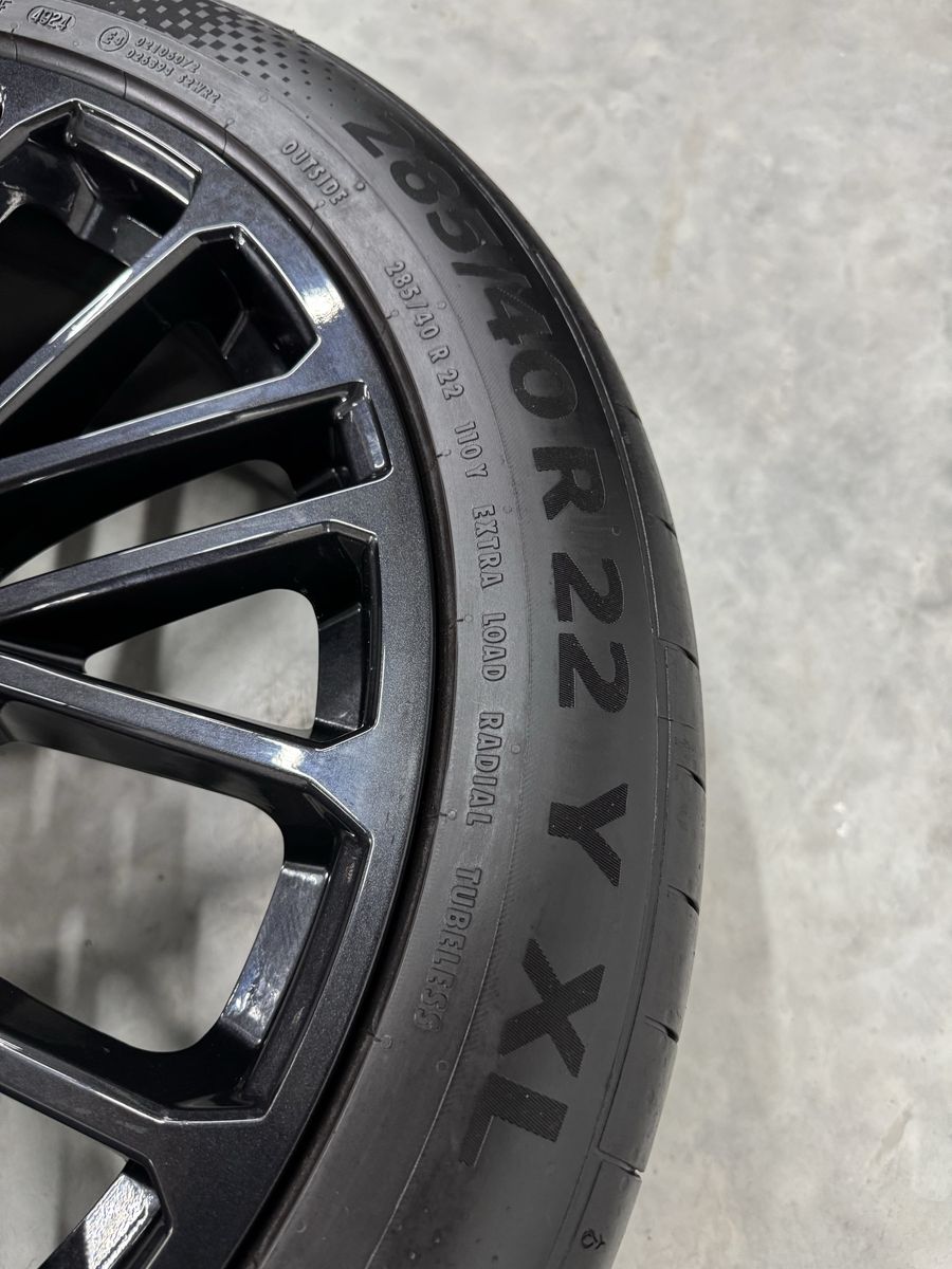 Audi Q8 SQ8 R22 RS Originale Continental 2024 de vara 5