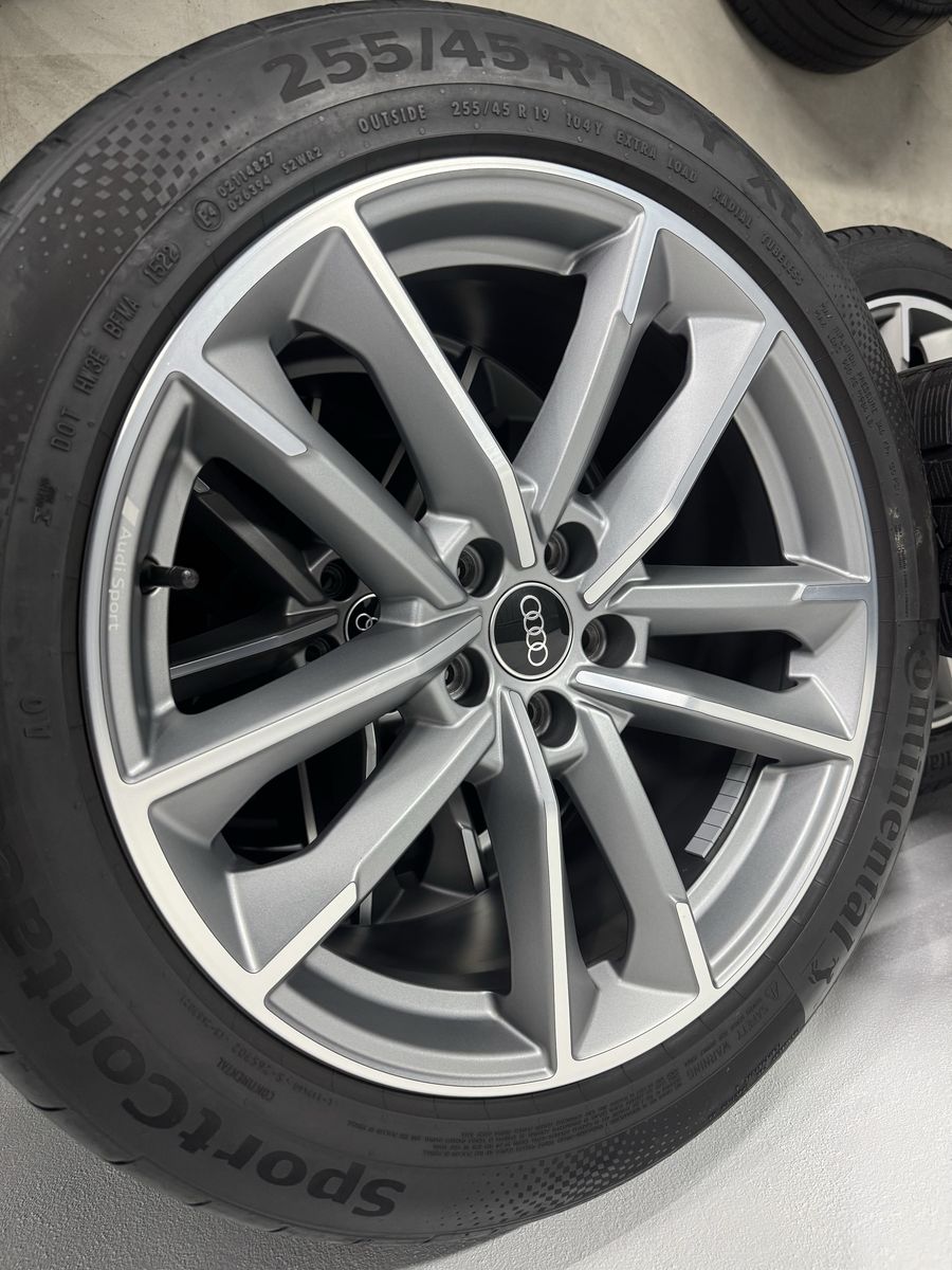 Audi Q3 R19 SQ3 Audi Sport Originale Continetal De vara 90% 3