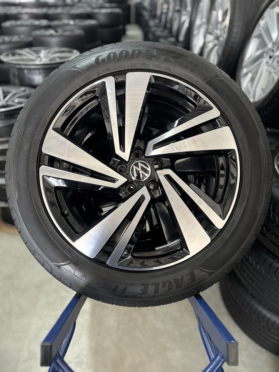 Touareg R20 Nevada Original Volkswagen Goodyear de vara 3