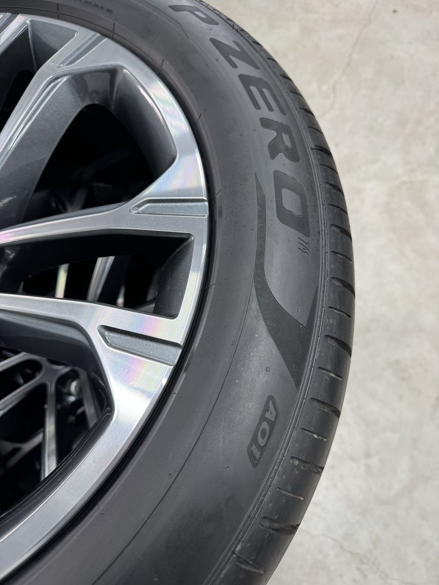 Audi Q7 SQ7 R20 Originale M4 Pirelli de vara 2024 Noi 5
