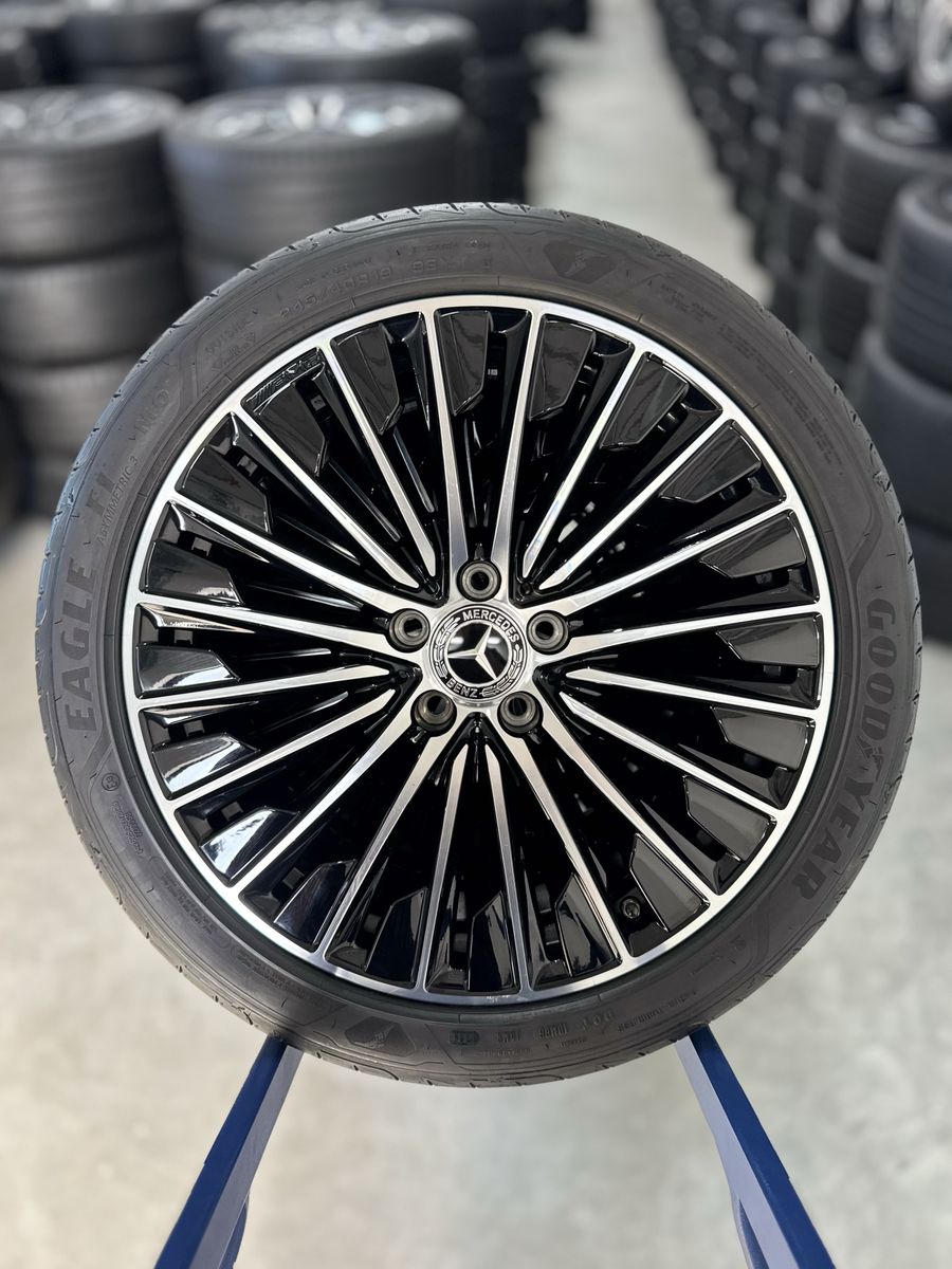 Mercedes Cle R19 AMG Originale C236 A236 Goodyear de vara 2025 2