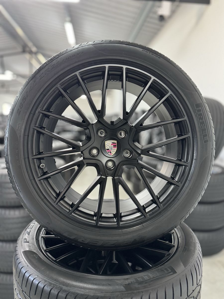 Porsche Cayenne R21 E3 9Y Facelift Spyder Negru Originale Pirelli de vara 2024 90% 3