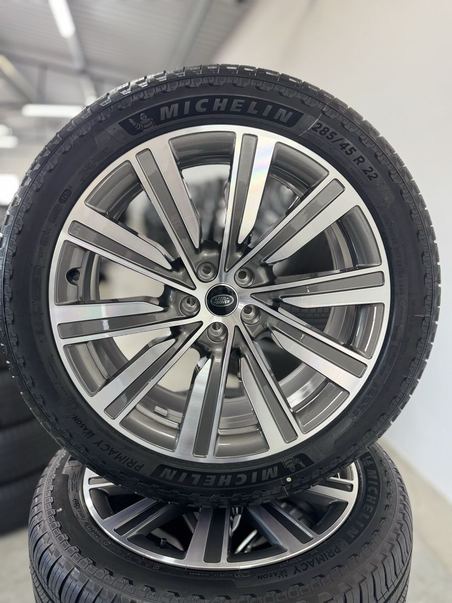 Range Rover Sport Vogue R22 Originale L460 Pirelli 2025 99% 4