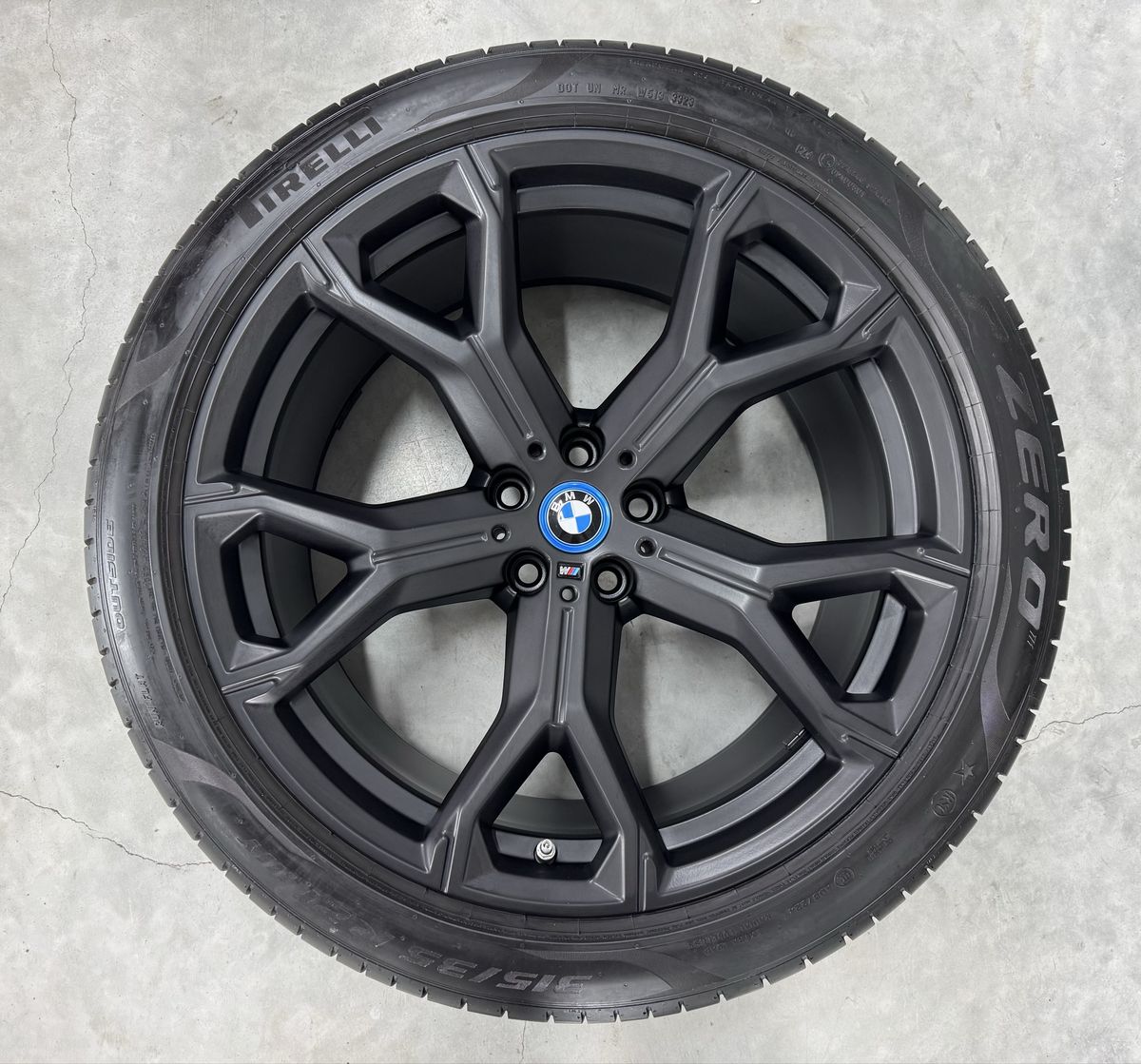 Bmw X5 X6 R21 G05 G06 Originale 741M Gri Mat Pirelli de vara 3