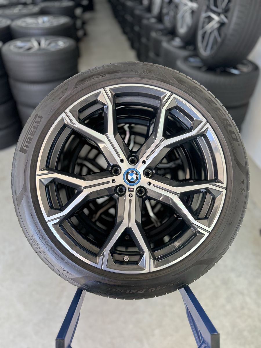 Bmw X5 X6 G05 G06 R21 Originale 741M Pirelli 80%*RFT 2023