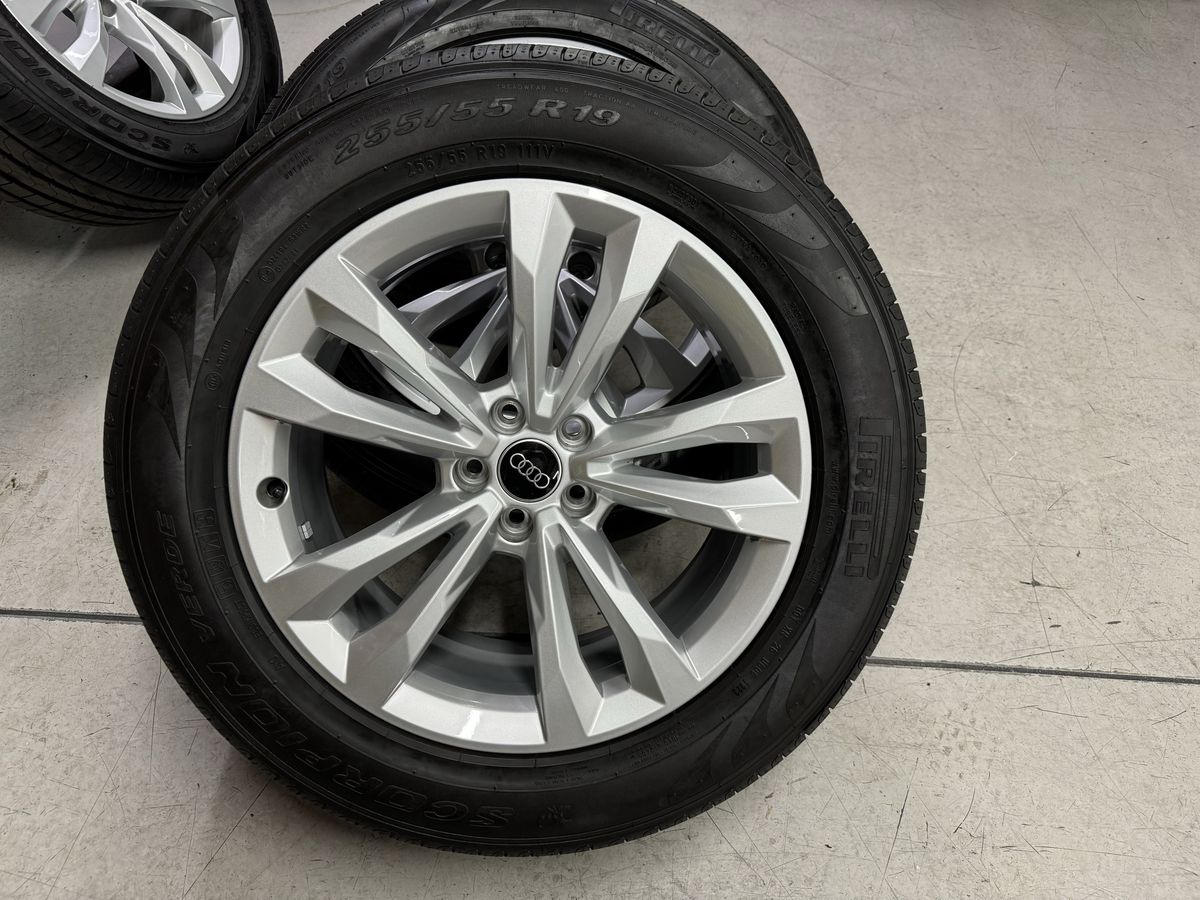 Audi Q7 R19 SQ7 Originale Pirelli de vara AO 2023 99%