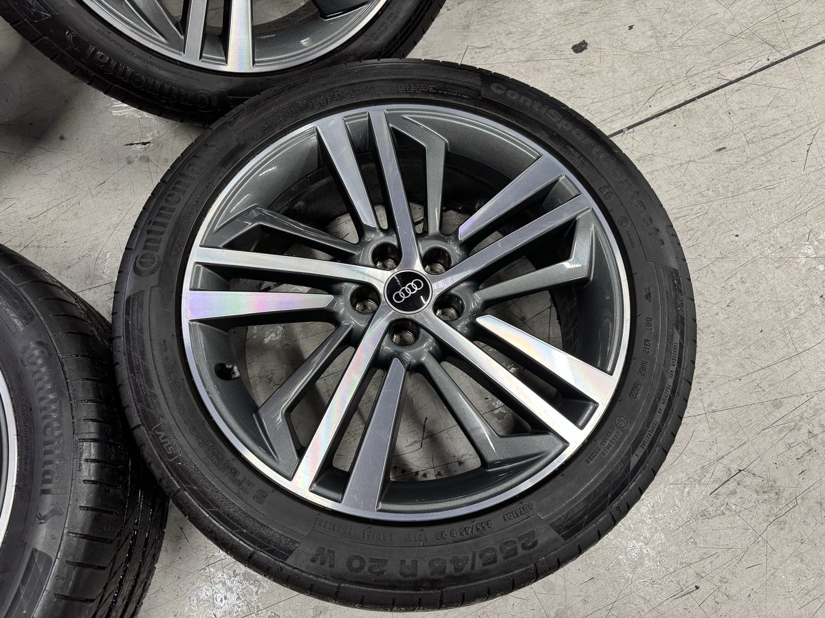 Audi Q5 R20 Originale FY Anvelope de vara 80%
