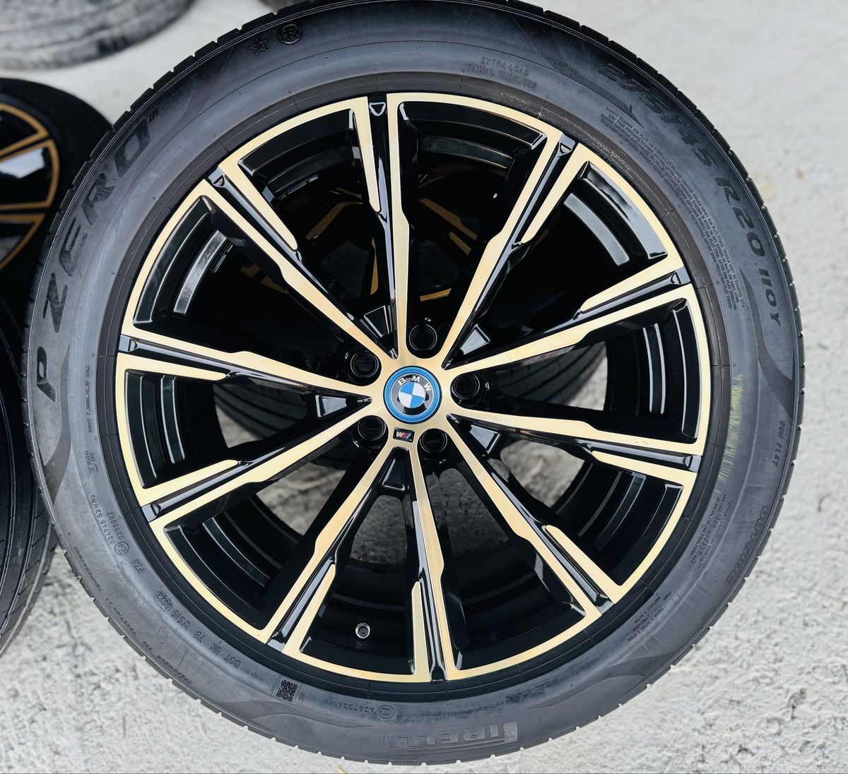 Bmw X5 X6 R20 G05 G06 Originale 740M Gold Black Pirelli vara80%