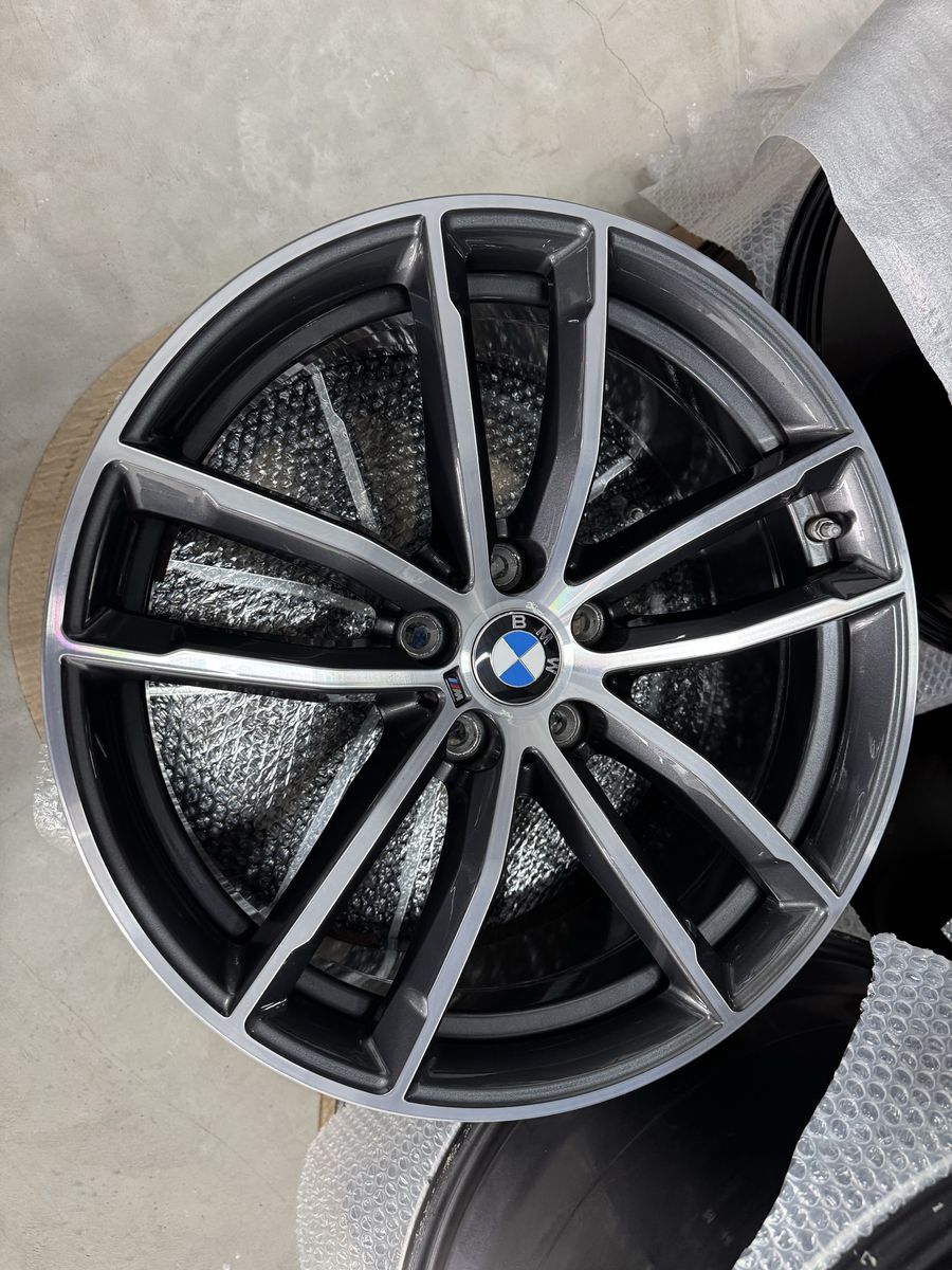 Bmw G30 Seria5 R18 M662 Originale G31
