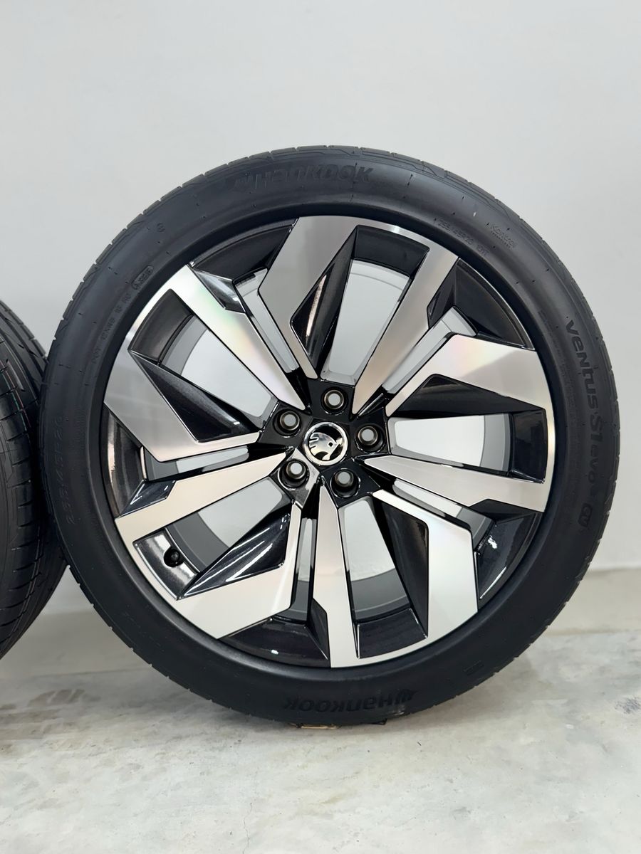 Skoda ENYAQ iV R20 Elroq Originale Hankook 2025 Noi