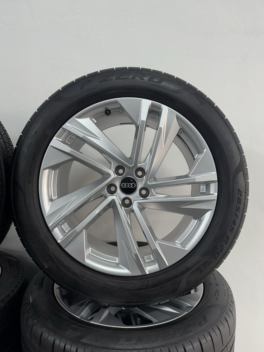 Audi Q7 R20 Originale Pirelli de vara 2024 4M