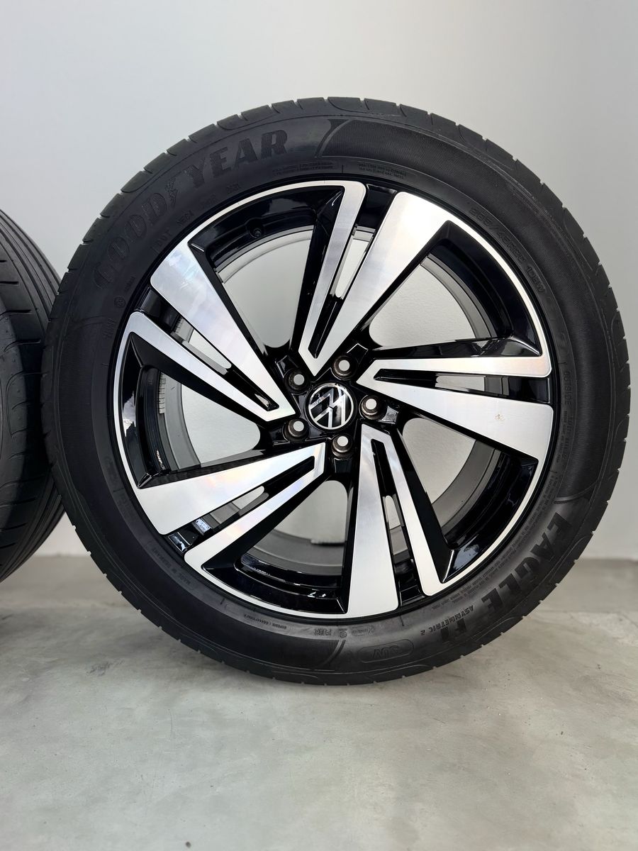 Touareg R20 Nevada Original Volkswagen Goodyear de vara