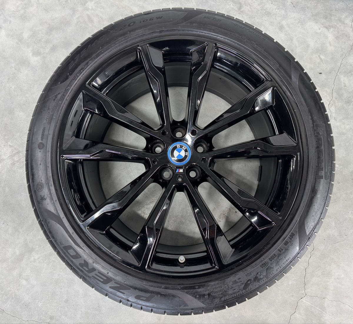Bmw X3 X4 R20 G01 G02 Negru 699M Originale Pirelli Runflat de vara 2023