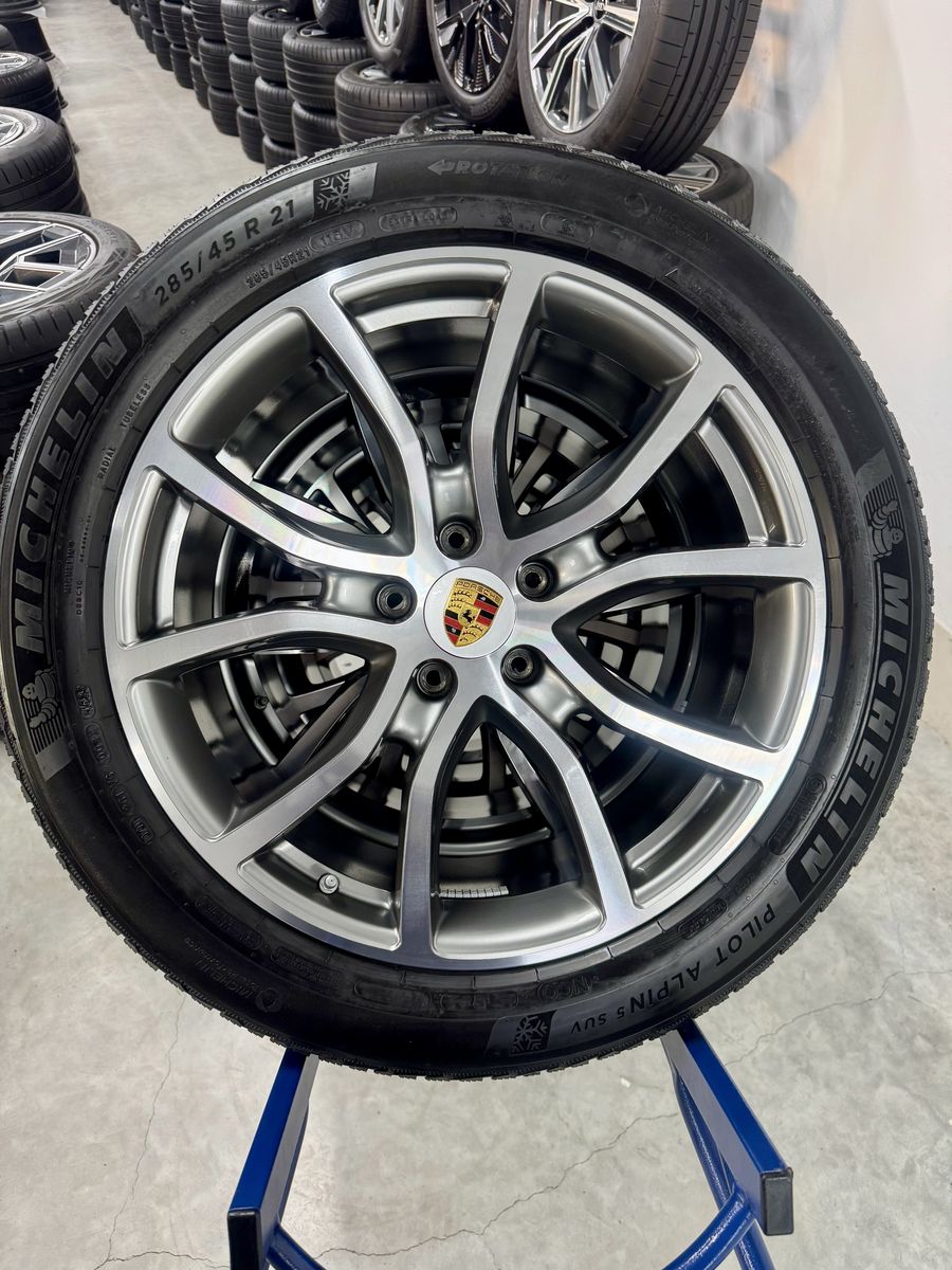 Porsche Cayenne R21 Coupe E3 Originale Exclusiv Design Michelin De iarna