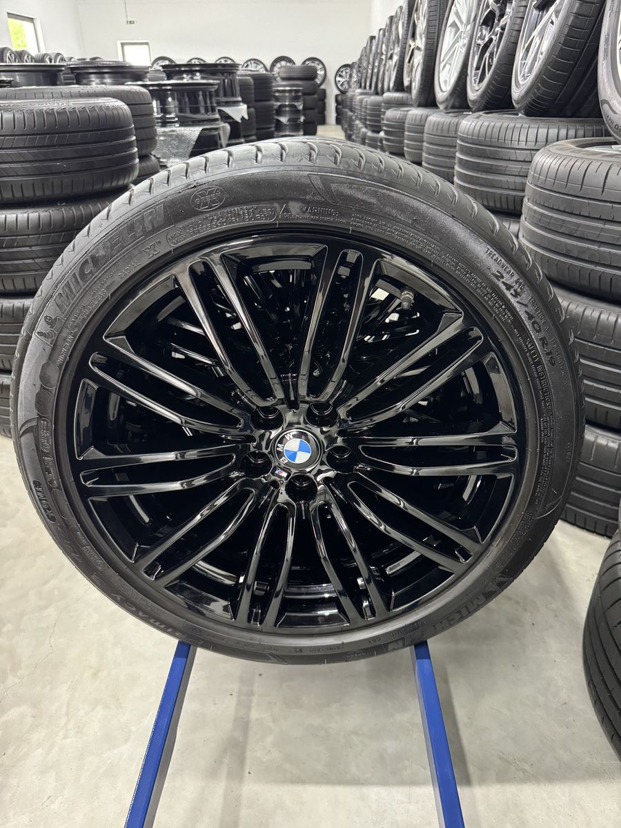 Bmw Seria 5 R19 G30 G31 Originale M664 Negru Lucios Michelin de vara * Runflat 2024 95%